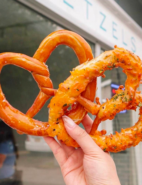 Regular Soft Pretzel - Dozen
